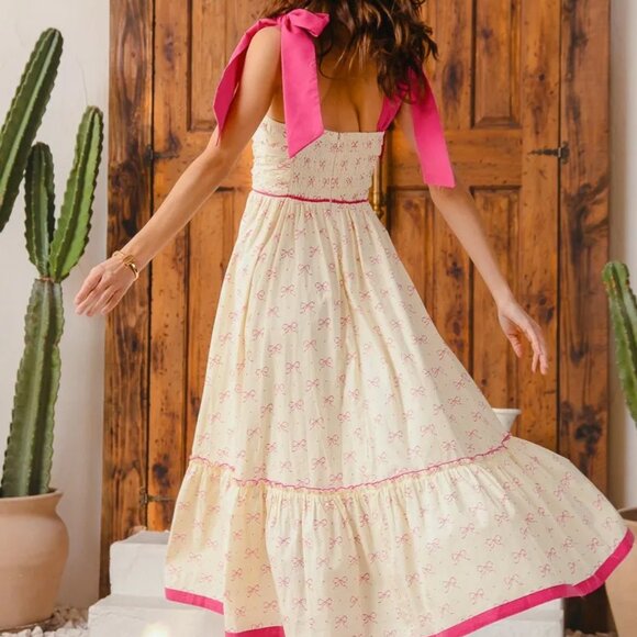 SO ME Ribbon Flowy Maxi Dress‎ with Contrast Trim - Picture 2 of 14